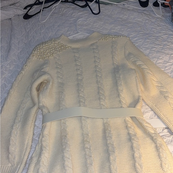 Elegant Cream Cardigan dress with Belt - Picture 3 of 3